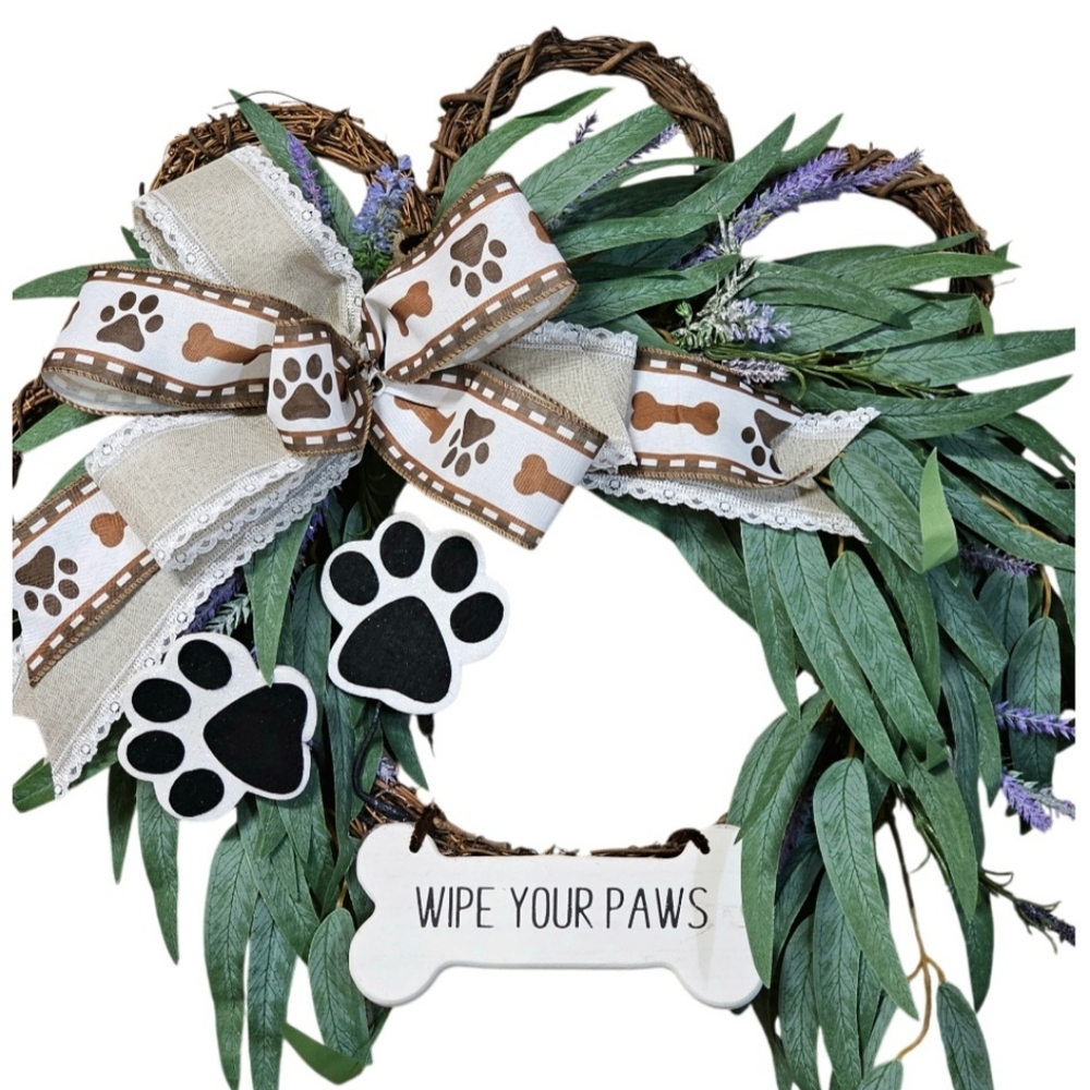Dog Lovers paw print wreath - Picture 2 of 7
